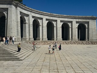 Obraz premium Basilica of the Holy Cross of the Valley of the Fallen in El Escorial, Spain