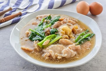Fried Noodle With Pork in thick gravy,Thai called rad nah moo, thai food, asian food