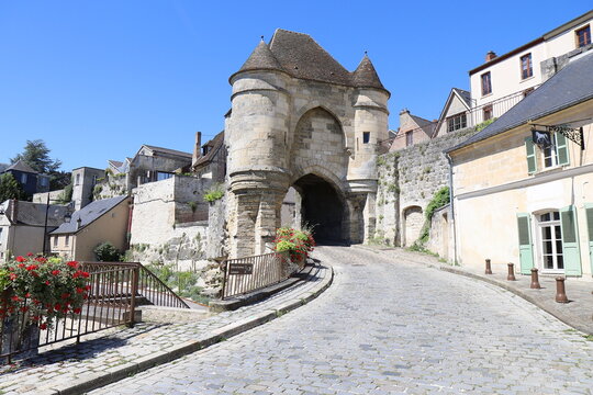 La porte d'Ardon, ancienne porte de ville, ville de Laon, d&eacute;partement de l'Aisne, France