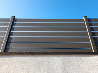 Modèle de clôture en aluminium