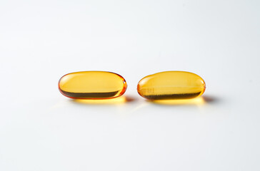 Oil filled capsules, softgel of food supplements, fish oil, omega 3, vitamin D3, vitamin E