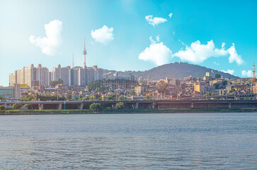 Fototapeta premium Morning on the banks of the Han river, South Korea.