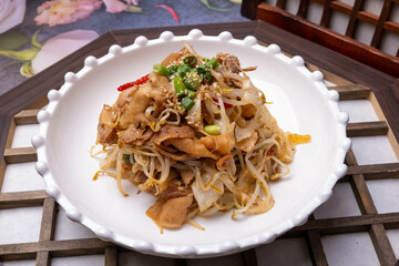 Stir-Fried Pork Belly with Bean Sprouts