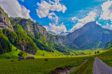 Der Seealpsee im Alpsteingebirge, Kanton Appenzell Innerrhoden (Schweiz)	