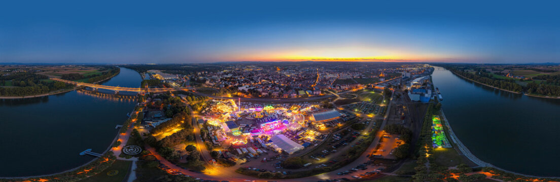 Volksfest Backfischfest Worms am Rhein 360&deg; Luftbild Panorama