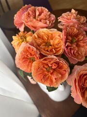 Bouquet of orange roses