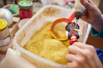 The Magic of Christmas: Making and Decorating Holiday Toys