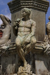 Fototapeta premium Sockel des Brunnen Muschelminna in der Stadt Görlitz