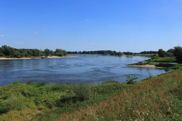 Blick über die Elbe bei Wahrenberg in Sachsen-Anhalt