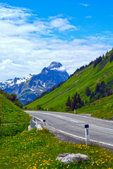 Naklejka premium Der Hochtannbergpass in Vorarlberg 