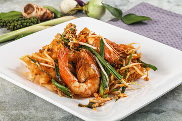 Pad Thai - noodle with prawn
