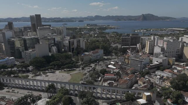 Vista a&eacute;rea do bairro da Lapa, reduto da boemia carioca, no cora&ccedil;&atilde;o do centro do Rio de Janeiro, Brasil.