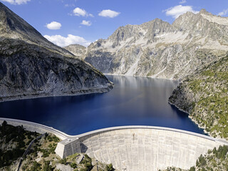 Barrage de haute montagne