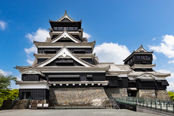 完全復旧した熊本城天守閣