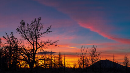 Obraz premium Amazing Sunset over Lava Beds National Monument, California