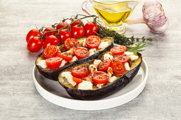 Baked eggplant with cheese and tomato