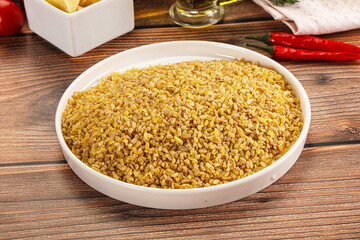 Dry wheat bulgur fow cooking