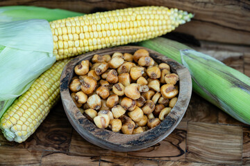 Frisch geernteter Mais Zea mays