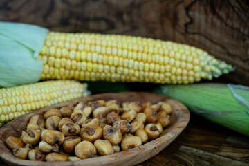 Frisch geernteter Mais Zea mays