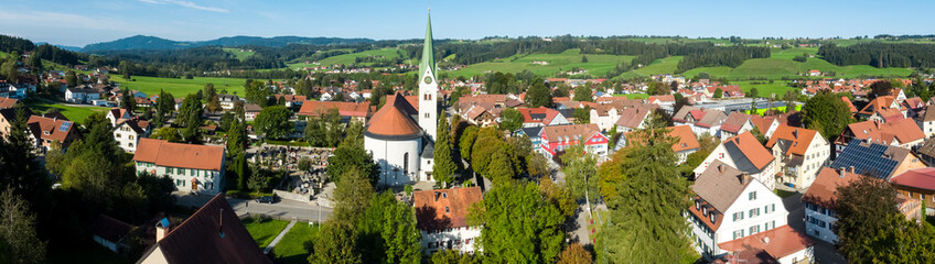 Obraz premium German Village Weiler im Allgäu in the german alps