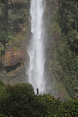 Fototapeta premium salto do itiquira, cachoeira em formosa, goiás 