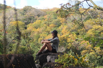 mulher na trilha itaguassu, mambaí, goias 