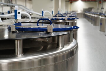 Laboratory archival biological storage systems.