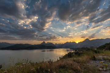Sunsets, twilights and night skies with the Milky Way in Riaño, Spain