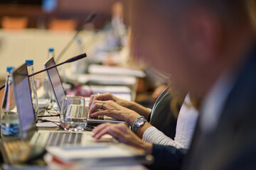 Dynamic Business Seminar: Strategic Collaboration and Project Planning