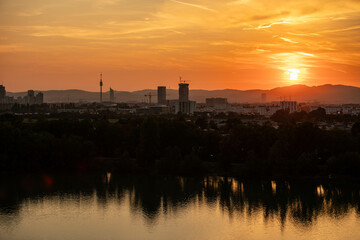 Naklejka premium sunset in vienna