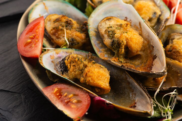 Homemade Baked Clams with Garlic and Parsley