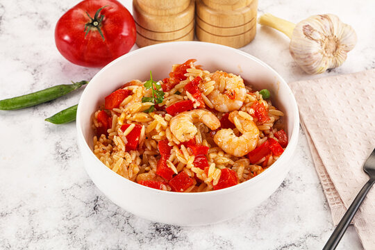 Italian pasta orzo with prawn