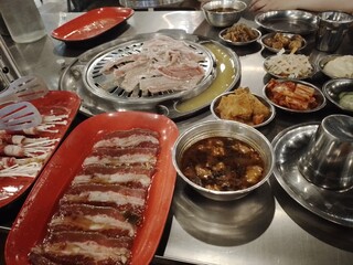 grilled meat with vegetables samgyeopsal korean food korean cuisine 