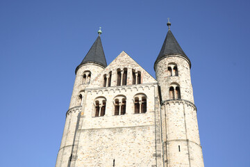 Fototapeta premium Towers of the church our lovely ladies - Unser lieben Frauen in Magdeburg