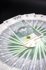 Polska waluta, banknoty sto złotych