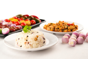 Turkish Favorite: Flavorful Chicken Sauté with Pilaf