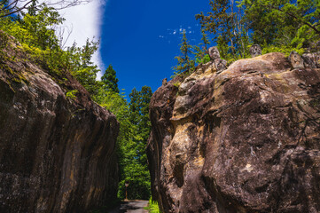 善光寺街道　大切通し