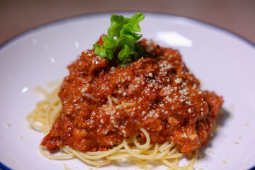 Spaghetti with tomato sauce