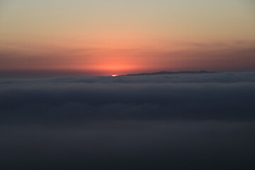 Fototapeta premium sunrise over the sea