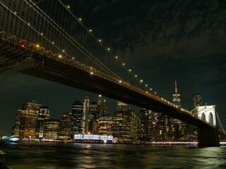 ブルックリン橋の夜景