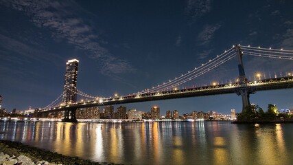 マンハッタン橋の夜景