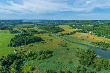 Das Naturschutzgebiet Leutstettener Moos, ein Niedermoor nahe Starnberg von oben