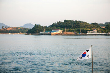 Obraz premium idyllic seascape in the late afternoon