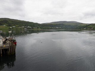 Vistas desde el ferry a North Uist, Islas Hébridas, Escocia, Reino Unido
