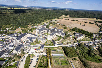 Obraz premium Le village de Fontevraud-l'Abbaye, Maine et Loire, France