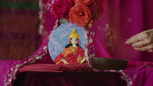 Ritual of offering to the Hindu goddess Parvati
