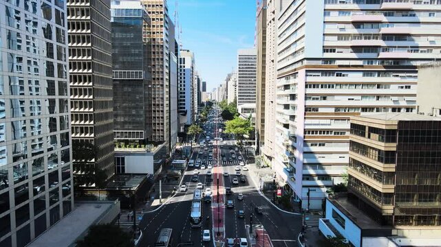 Vista a&eacute;rea da Av. Paulista - Centro financeiro de S&atilde;o Paulo - Brasil