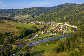 Wapienne, Dolina Popradu, lato widok z powietrza. © Maciej G. Szling