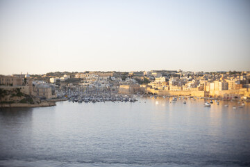 Fototapeta premium Beautiful sunrise in Valletta harbor in Malta.