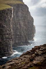 S&oslash;rv&aacute;gsvatn, lake hanging above an ocean, Faroe Islands